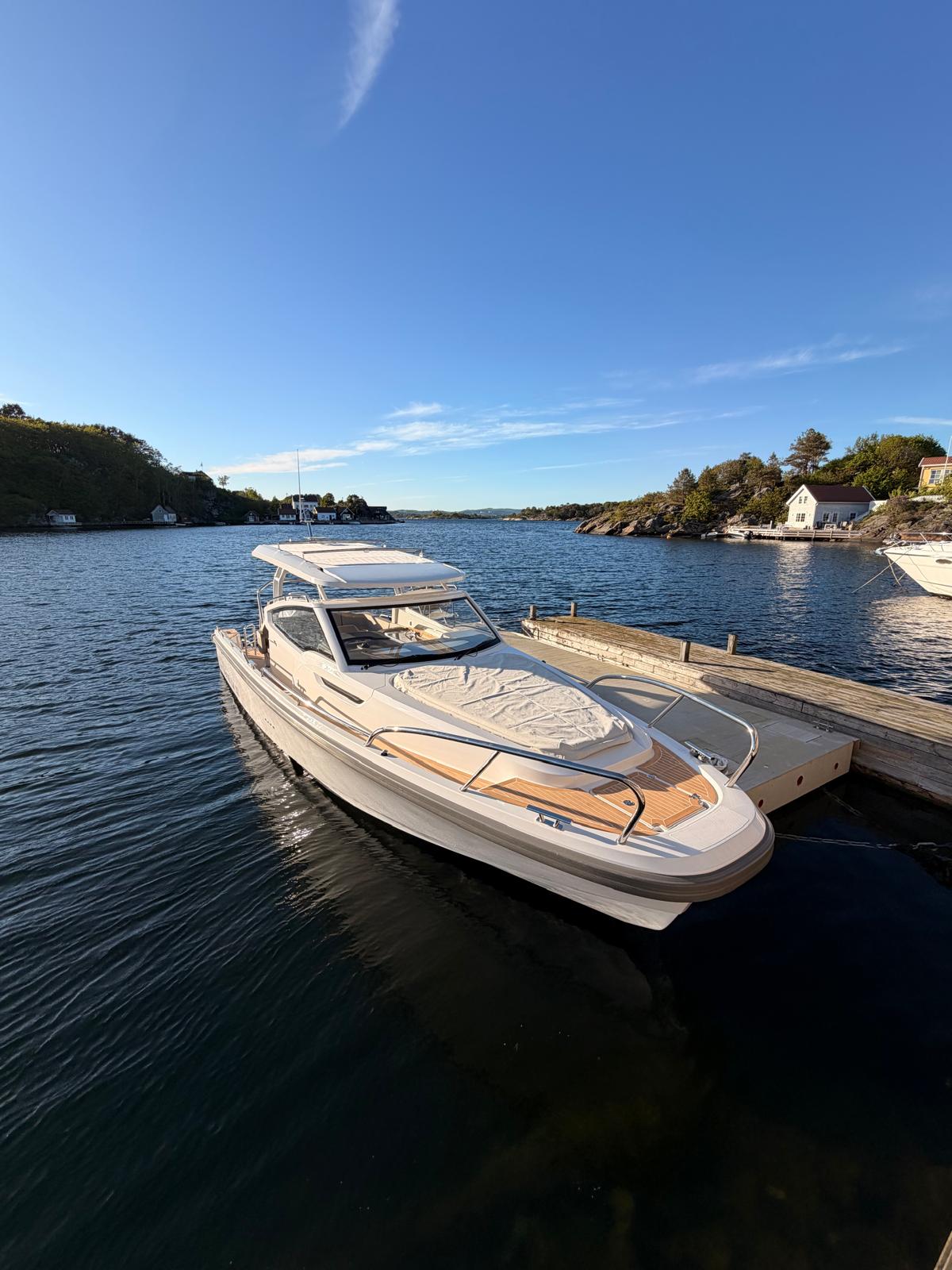 The W9 in the skerries outside Kristiansand
